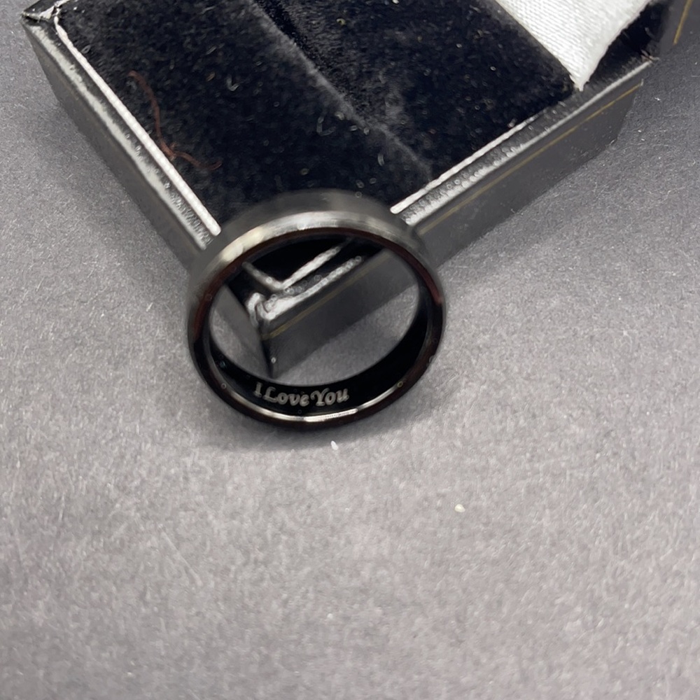 Black Tungsten Carbon Coated Men’s Wedding band - Picture 3 of 4